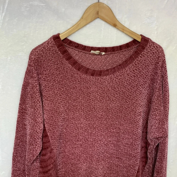 Entro Women’s Knit Sweater Size Medium - Picture 3 of 9